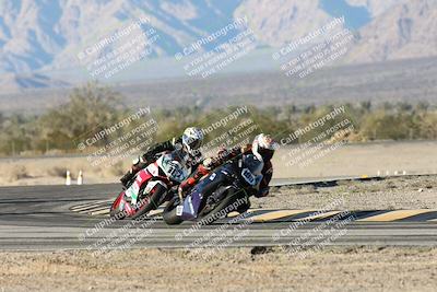 media/Dec-07-2025-CVMA (Sun) [[3e7d2de5dc]]/Race 16-Formula Middleweight/